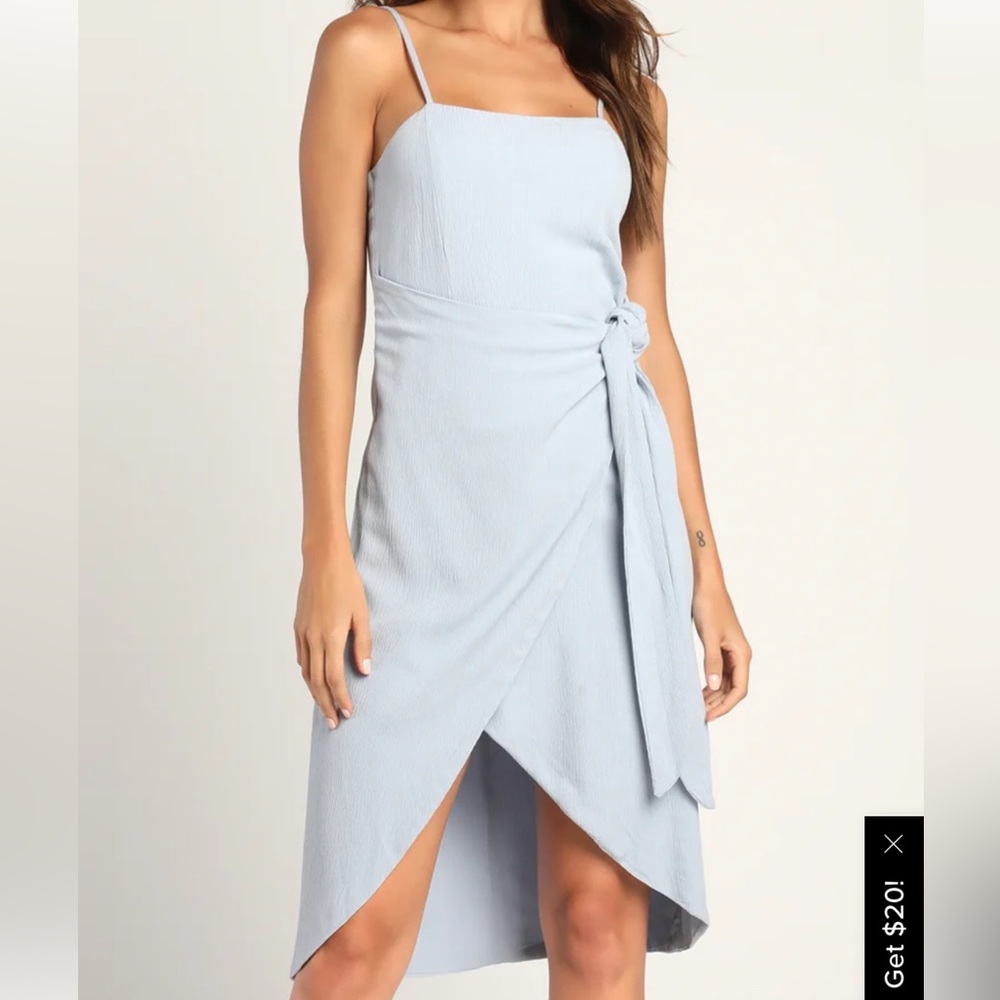 NWT Women’s Blue Lulus Wrap Dress